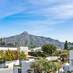 Relaxing Hideaway In Nueva Andalucia Ref M57