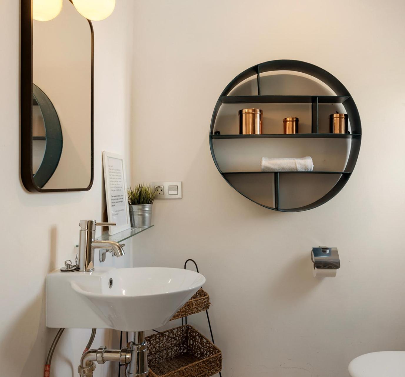 Apartment Relaxing Hideaway In Nueva Andalucia Ref M57 *
