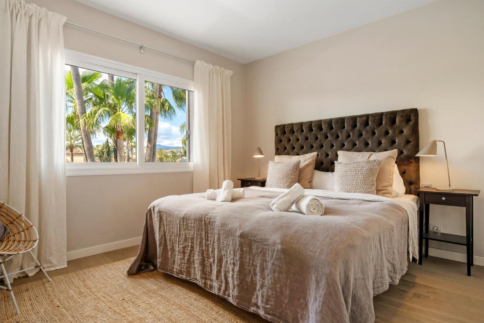 Apartment Relaxing Hideaway In Nueva Andalucia Ref M57 Marbella