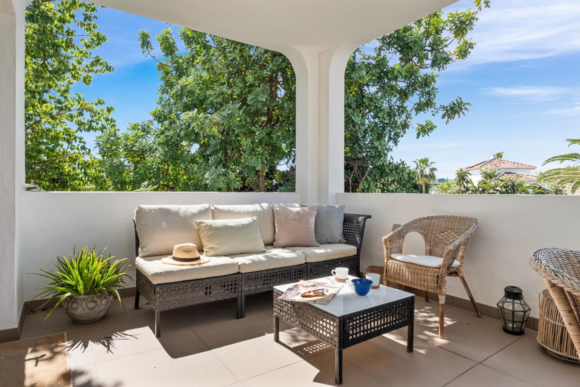Relaxing Hideaway In Nueva Andalucia Ref M57 Apartment